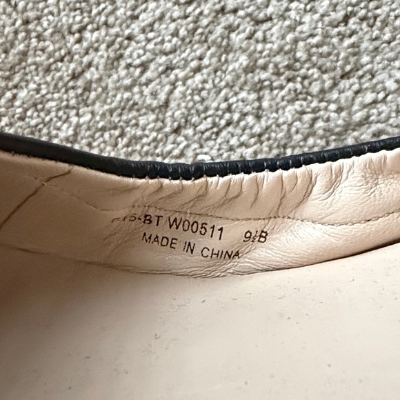 Cole Haan women's size 9.5 leopard print flats - Picture 4 of 4